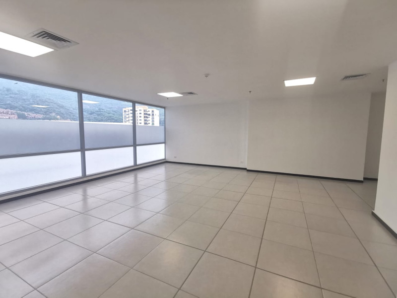 Oficina En Arriendo - Santa Mónica Residencial, Cali