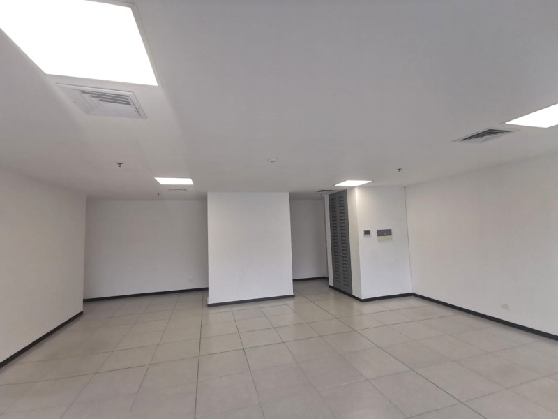 Oficina En Arriendo - Santa Mónica Residencial, Cali