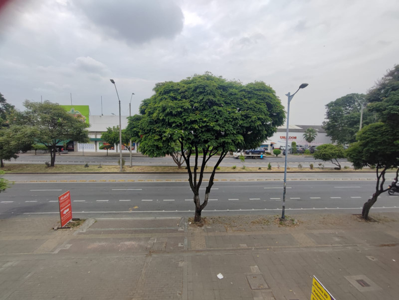 Local En Arriendo - Popular, Cali