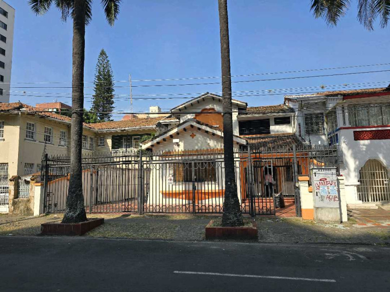 Edificio En Venta - Granada, Cali