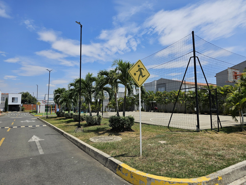 Casa En Arriendo - Ciudad Country, Jamundí