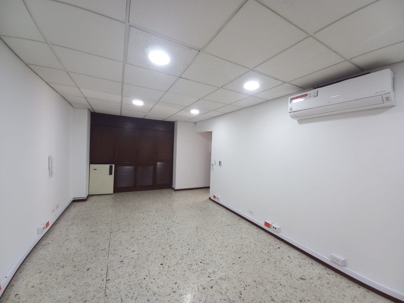 Oficina En Arriendo - Centenario, Cali