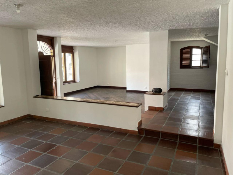 Casa En Arriendo - Santa Teresita, Cali