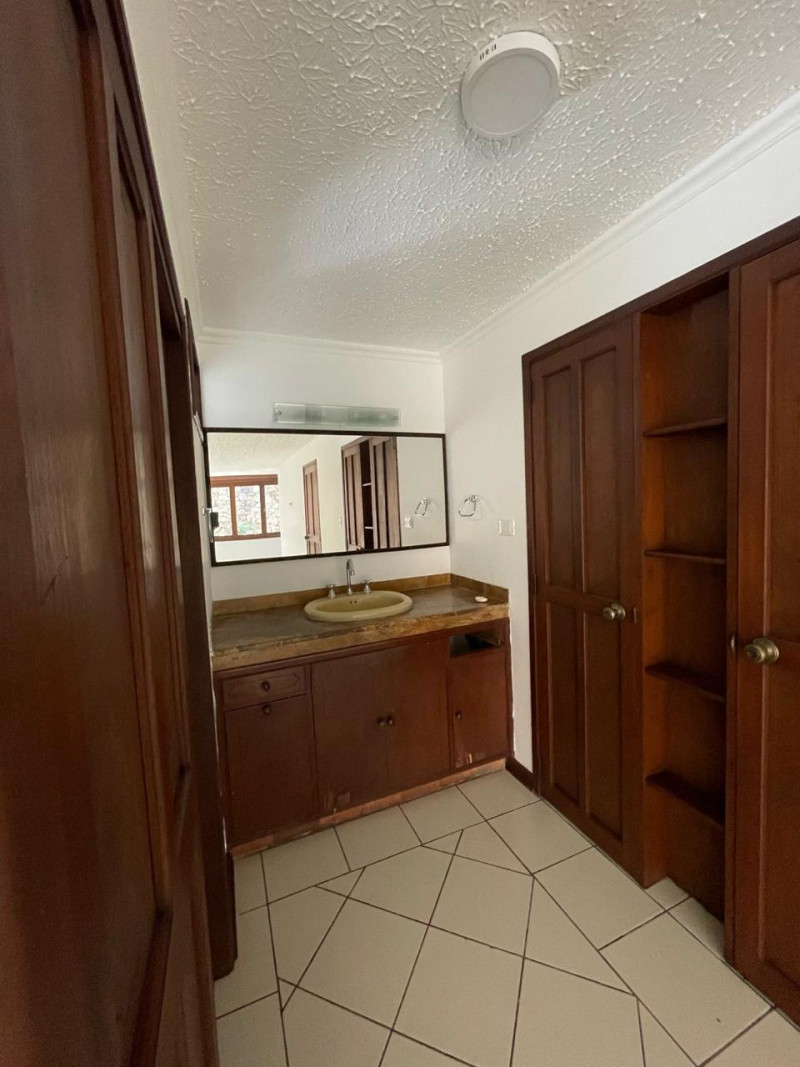 Casa En Arriendo - Santa Teresita, Cali