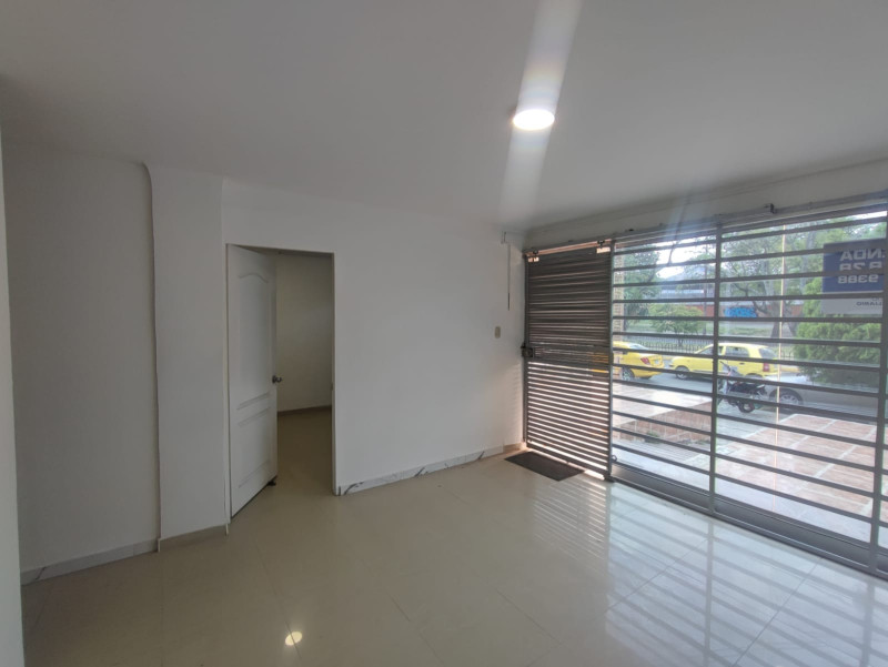 Casa En Arriendo - Los Cambulos, Cali