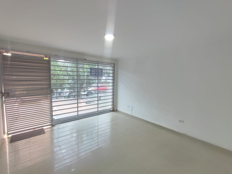 Casa En Arriendo - Los Cambulos, Cali