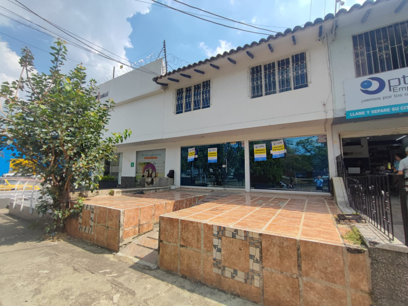 Casa En Arriendo - Los Cambulos, Cali