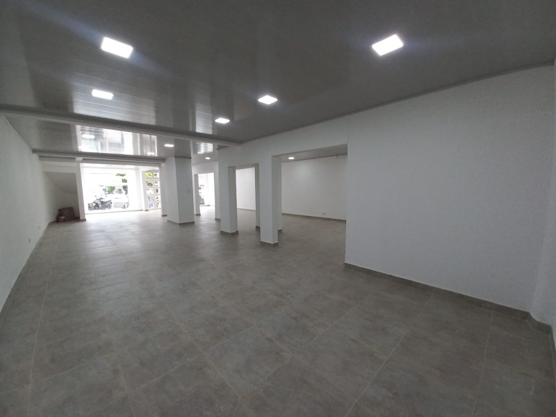 Edificio En Arriendo - San Vicente, Cali