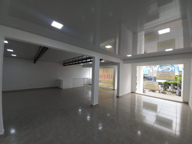 Edificio En Arriendo - San Vicente, Cali