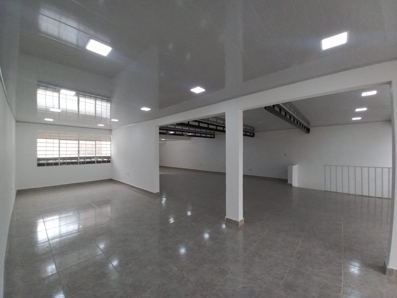 Edificio En Arriendo - San Vicente, Cali