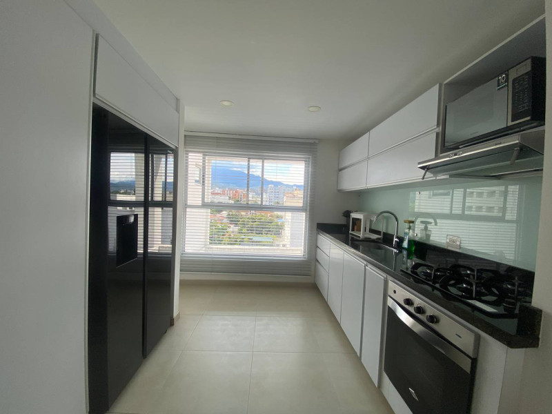 Apartamento En Venta - Ciudad Jardín, Cali