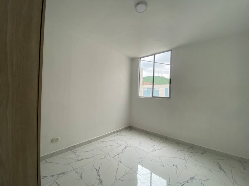 Apartamento En Venta - Ciudad Guabinas, Yumbo