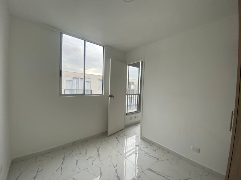 Apartamento En Venta - Ciudad Guabinas, Yumbo