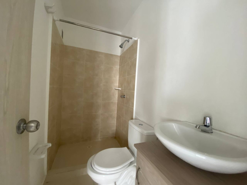 Apartamento En Venta - Ciudad Guabinas, Yumbo