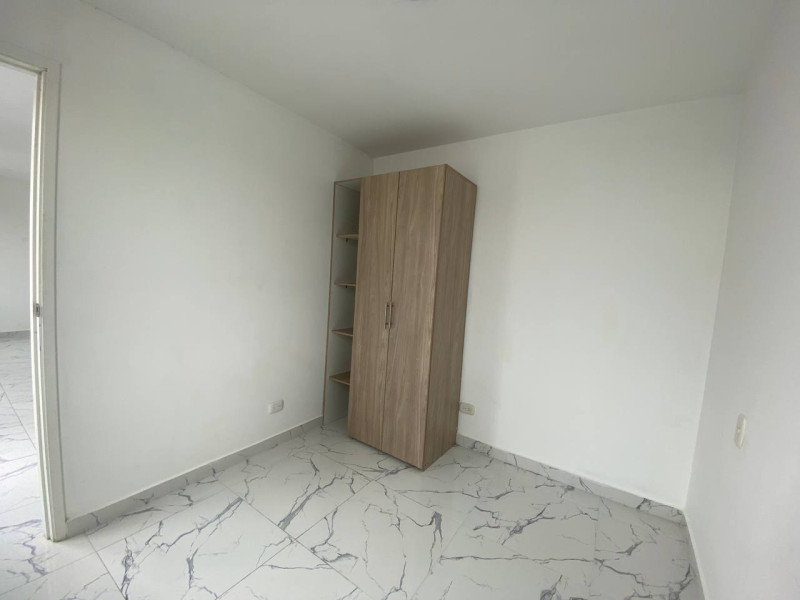 Apartamento En Venta - Ciudad Guabinas, Yumbo