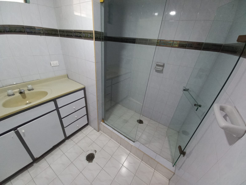 Casa En Arriendo - Prados Del Norte, Cali