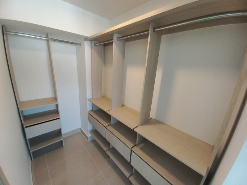 Apartamento En Arriendo - Valle Del Lili, Cali