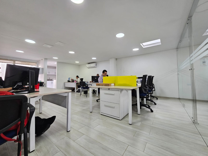 Oficina En Arriendo - Santa Mónica Residencial, Cali