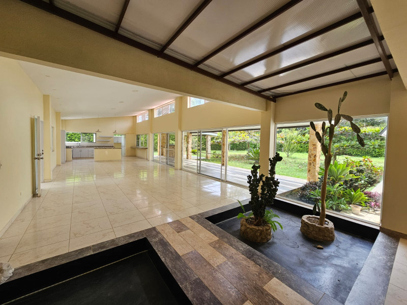 Casa En Arriendo - Alfaguara, Jamundí
