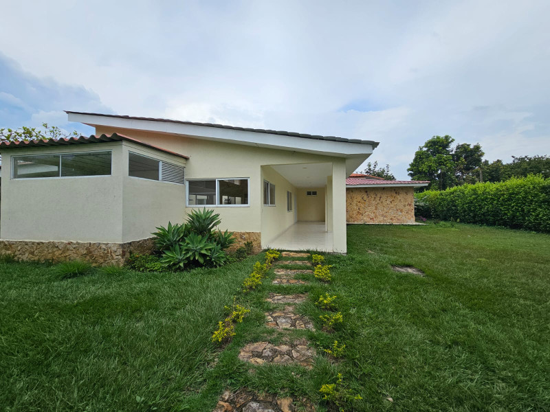 Casa En Arriendo - Alfaguara, Jamundí
