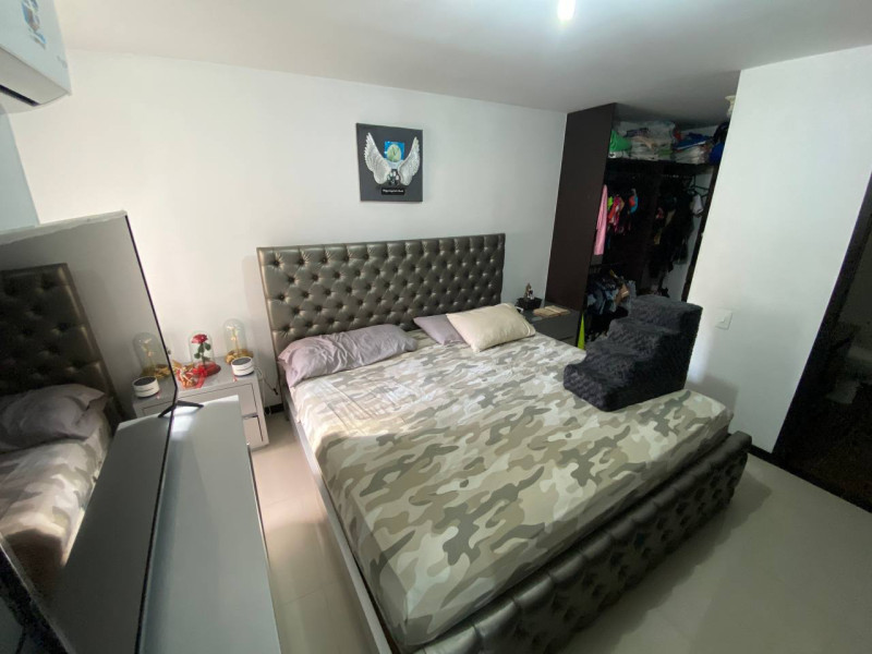 Apartamento En Venta - Ciudad Jardín, Cali
