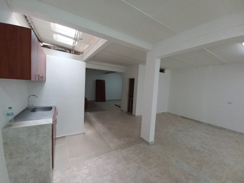 Local En Arriendo - Calima, Cali