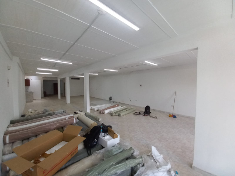 Local En Arriendo - Calima, Cali