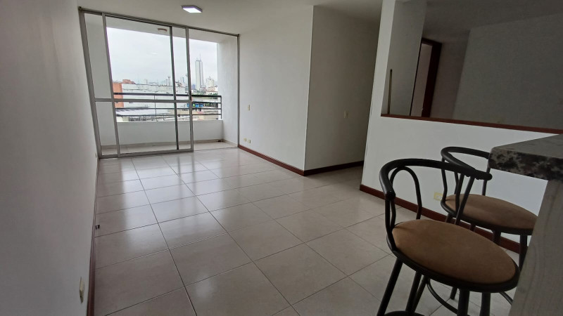 Apartamento En Arriendo - Prados Del Norte, Cali