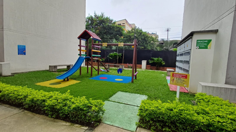 Apartamento En Arriendo - Prados Del Norte, Cali