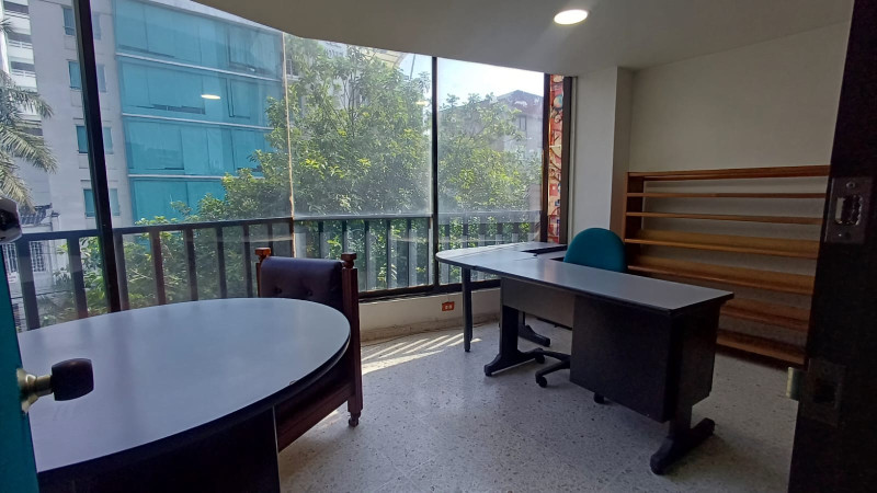 Oficina En Arriendo - Versalles, Cali