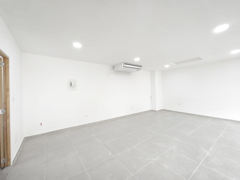Local En Arriendo - Valle Del Lili, Cali