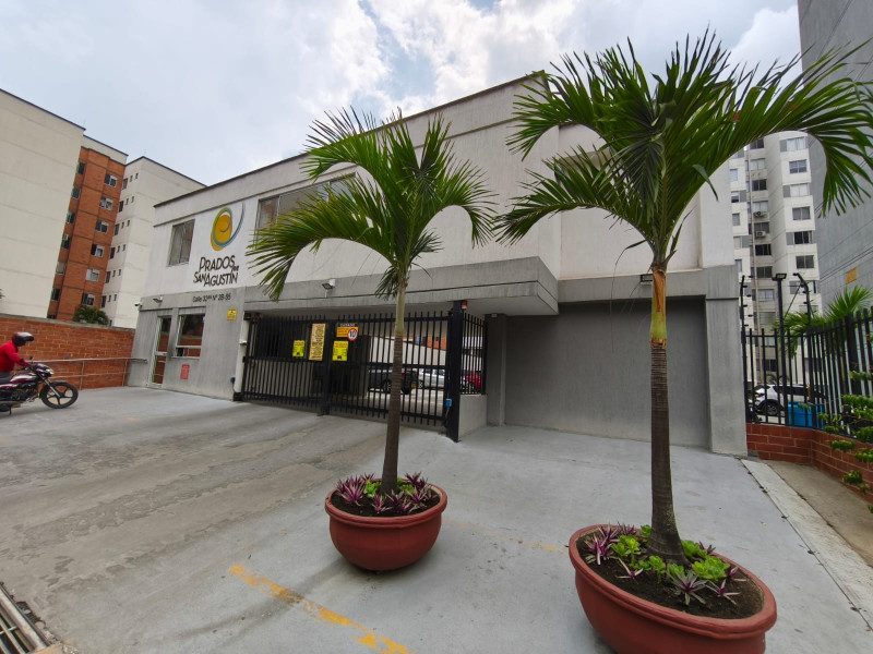 Apartamento En Arriendo - Prados Del Norte, Cali