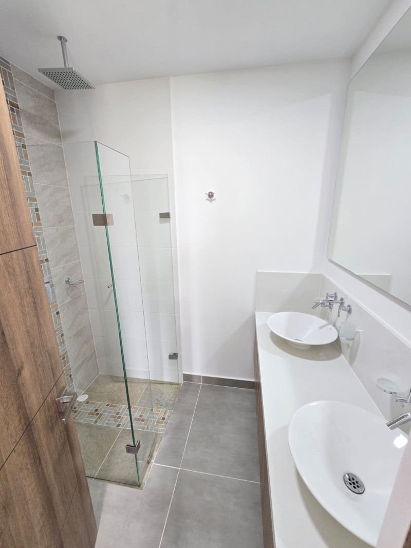 Apartamento En Arriendo - Ciudad Jardín, Cali
