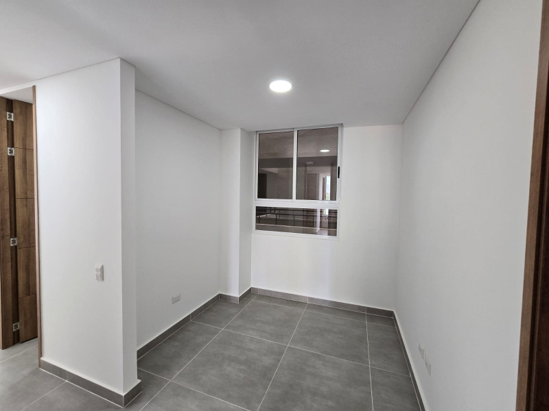 Apartamento En Arriendo - Ciudad Jardín, Cali