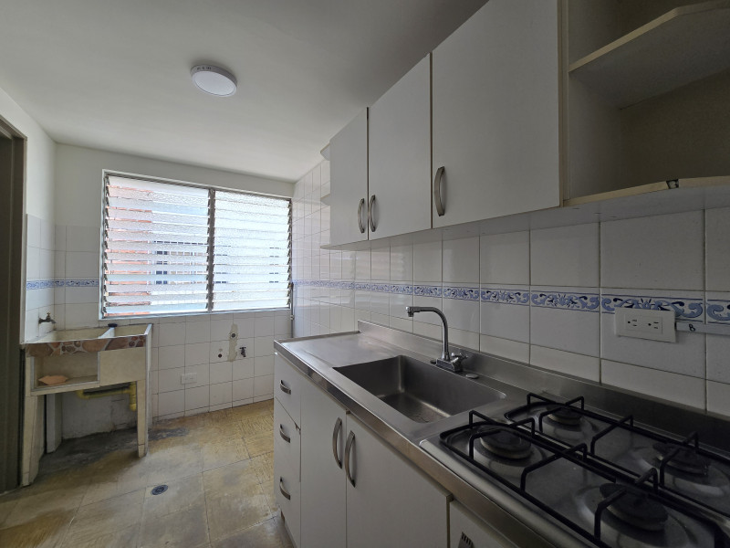 Apartamento En Venta - Cañaveralejo - Seguros Patria, Cali