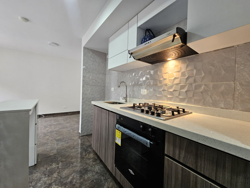 Apartamento En Arriendo - El Aguacatal, Cali