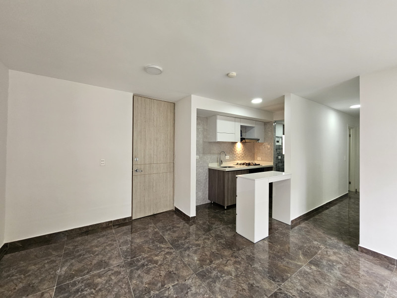 Apartamento En Arriendo - El Aguacatal, Cali