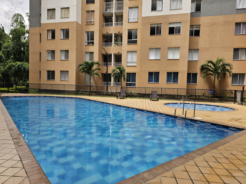 Apartamento En Arriendo - El Aguacatal, Cali