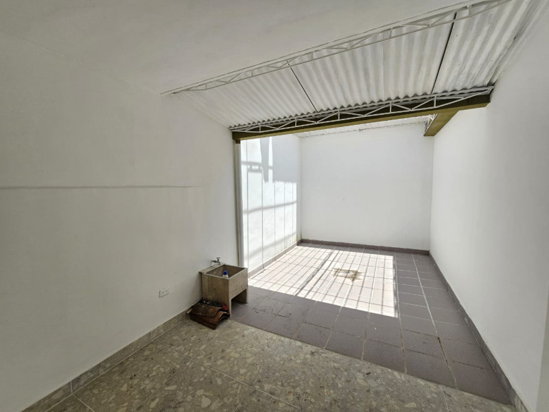 Casa En Arriendo - Pampalinda, Cali