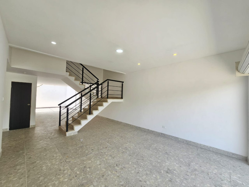 Casa En Arriendo - Pampalinda, Cali
