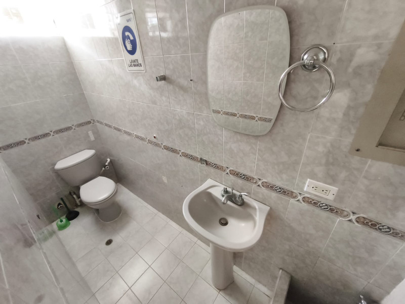 Oficina En Arriendo - La Flora, Cali