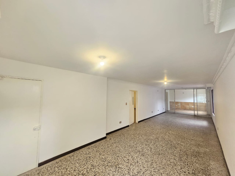 Casa En Arriendo - Pampalinda, Cali