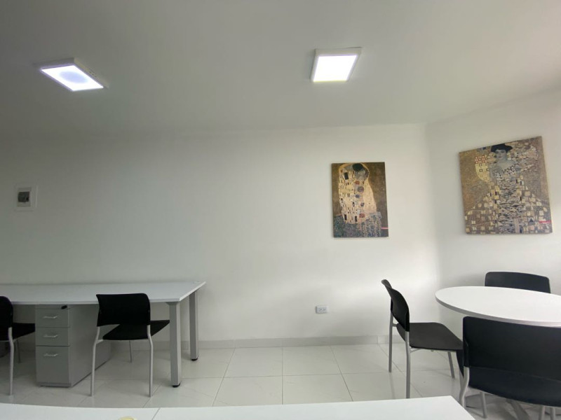Oficina En Venta - Granada, Cali