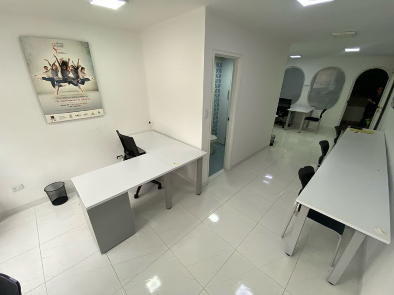 Oficina En Venta - Granada, Cali
