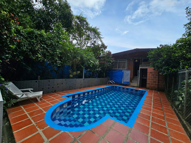 Casa En Arriendo - Buitrera, Cali