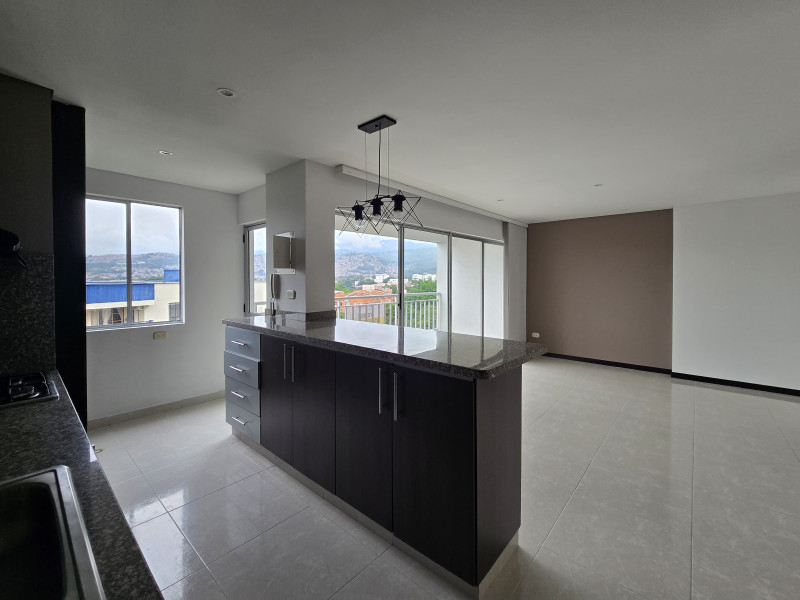 Apartamento En Venta - El Refugio, Cali