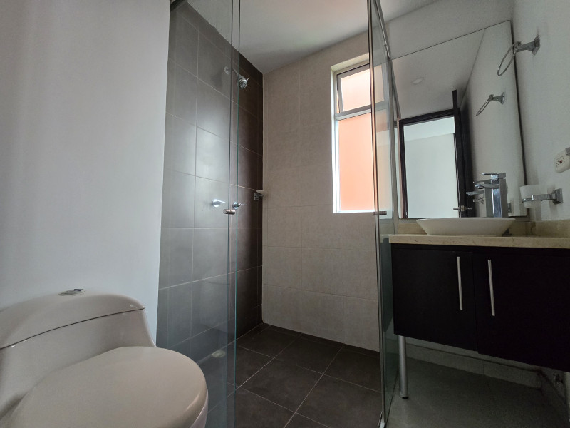 Apartamento En Venta - El Refugio, Cali