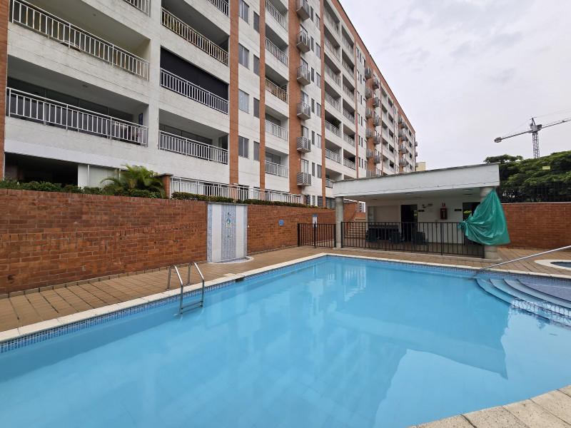 Apartamento En Venta - El Refugio, Cali