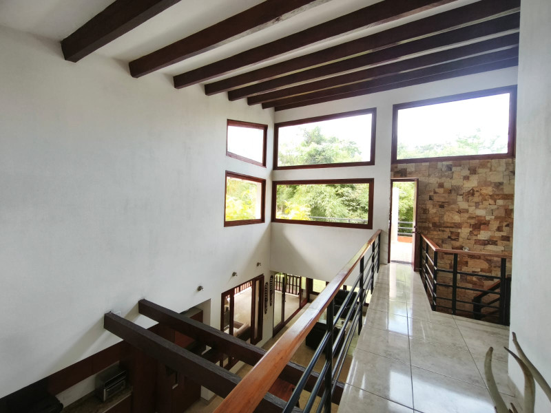 Casa Campestre En Arriendo - Mameyal, Cali