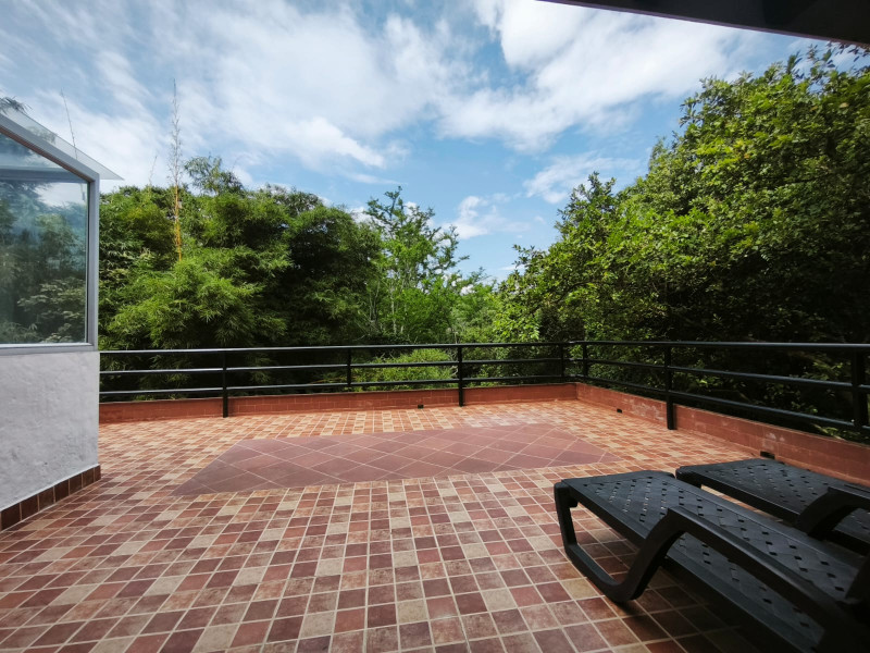 Casa Campestre En Arriendo - Mameyal, Cali
